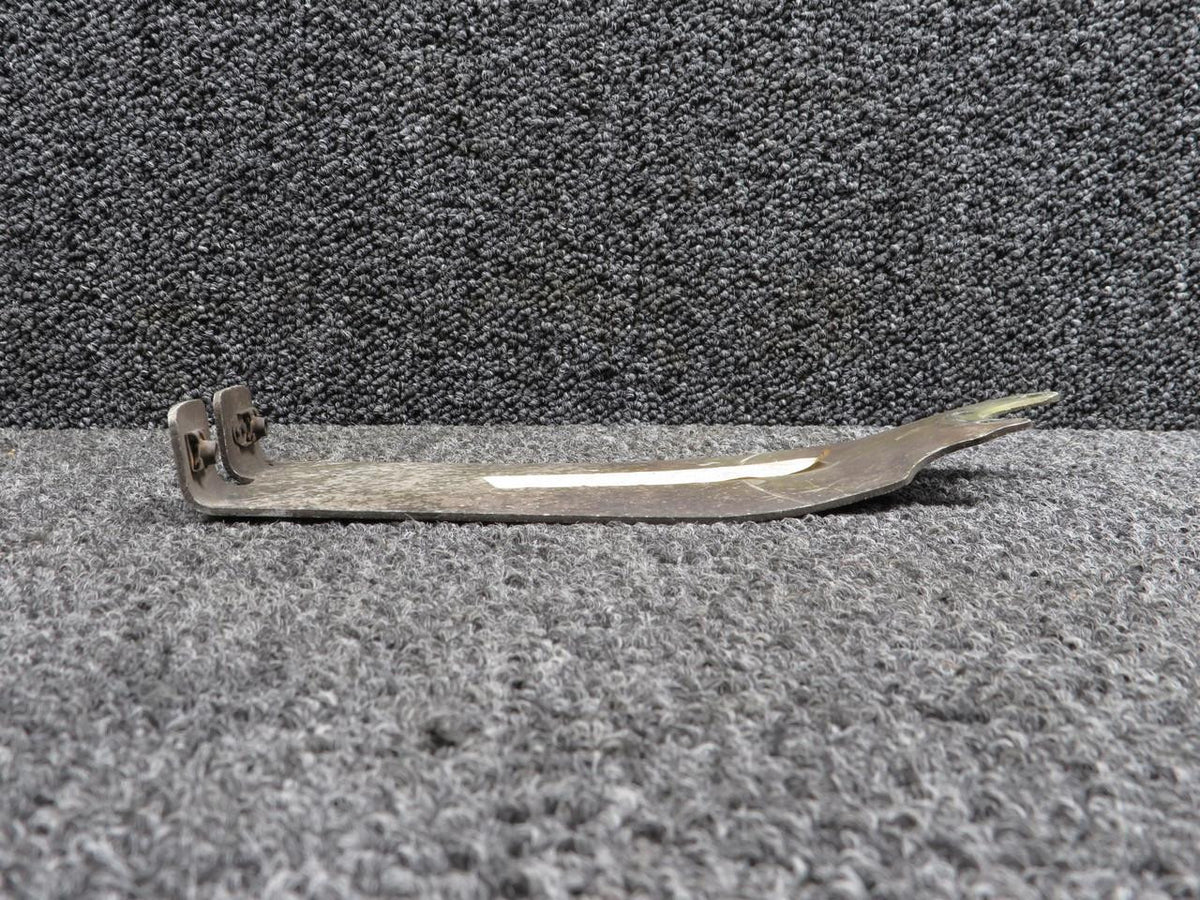 Piper Aircraft Parts 37880-003 Piper PA-28-161 Wheel Pant Bracket LH