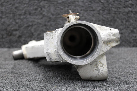Piper Aircraft Parts 67926-012 Piper PA28R-180 Main Gear Trunnion Assembly LH
