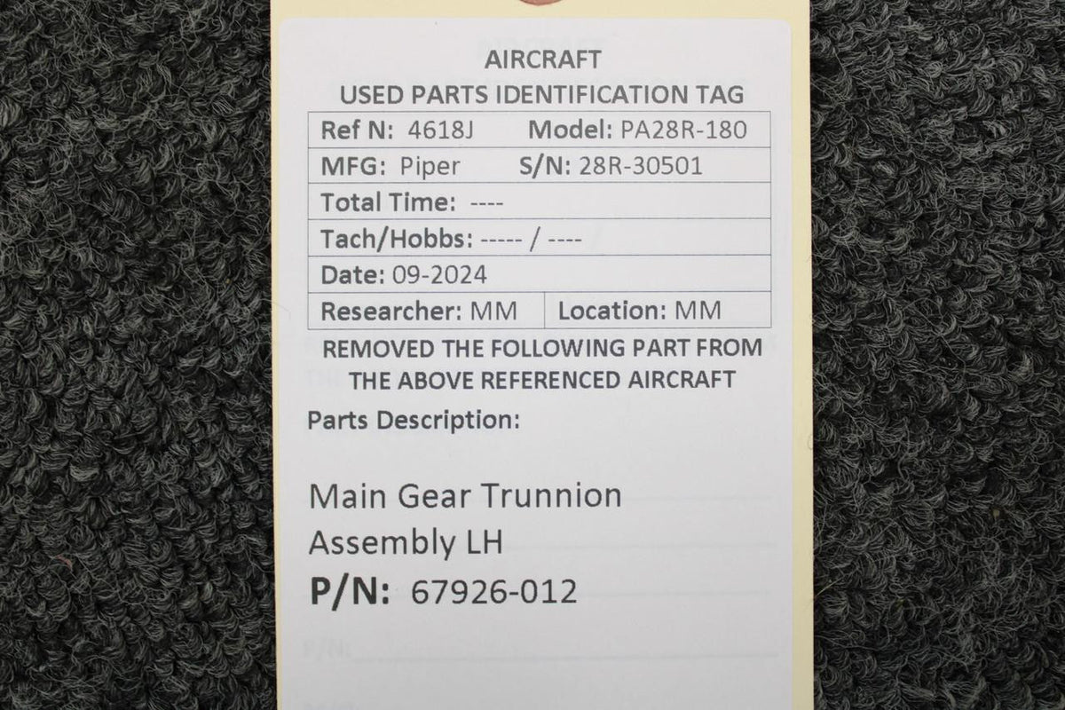 Piper Aircraft Parts 67926-012 Piper PA28R-180 Main Gear Trunnion Assembly LH