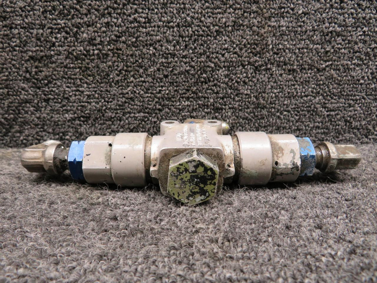 kenyon 2380014-3 Kenyon Hydraulic Shuttle Valve