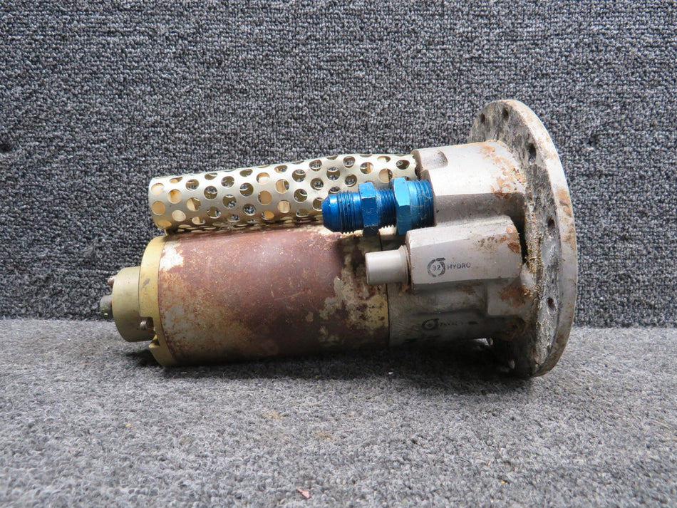 1D2-9 (Alt: 1C49-5) Airborne Fuel Pump (Dented, Rusted Housing) (Volts: 28)