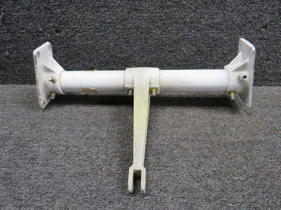 40070-005, 40006-000 Piper PA31-350 Elevator Torque Tube & Horn Assembly