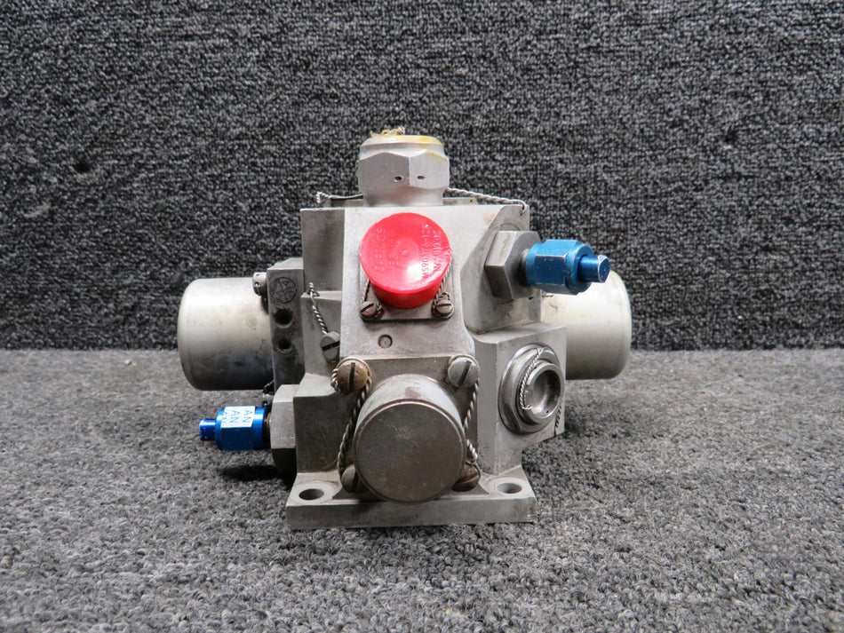 39-309-1, 37-285 Hydro-Aire Pressure Control & Servo Valve w Green Tag (Core)