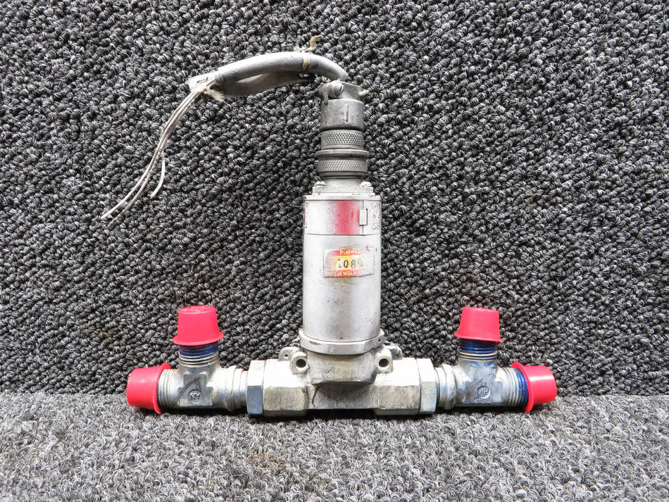 AV1B1602-1 (Alt: 50-389095) ITT Fuel Solenoid Valve (28V)