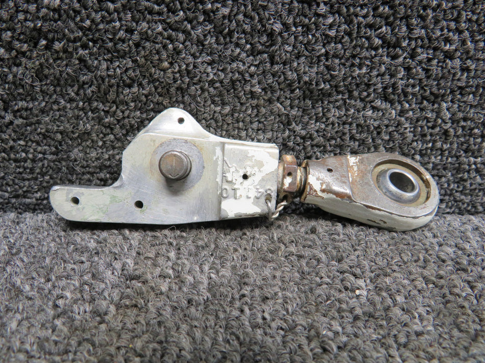 0841110-1 Cessna 414 Side Brace Lock Link Assembly