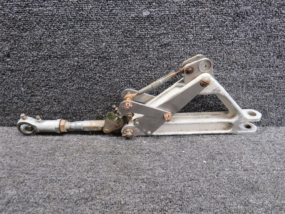 67025-010 Piper PA32R-300 Main Landing Gear Truss & Link Assembly RH