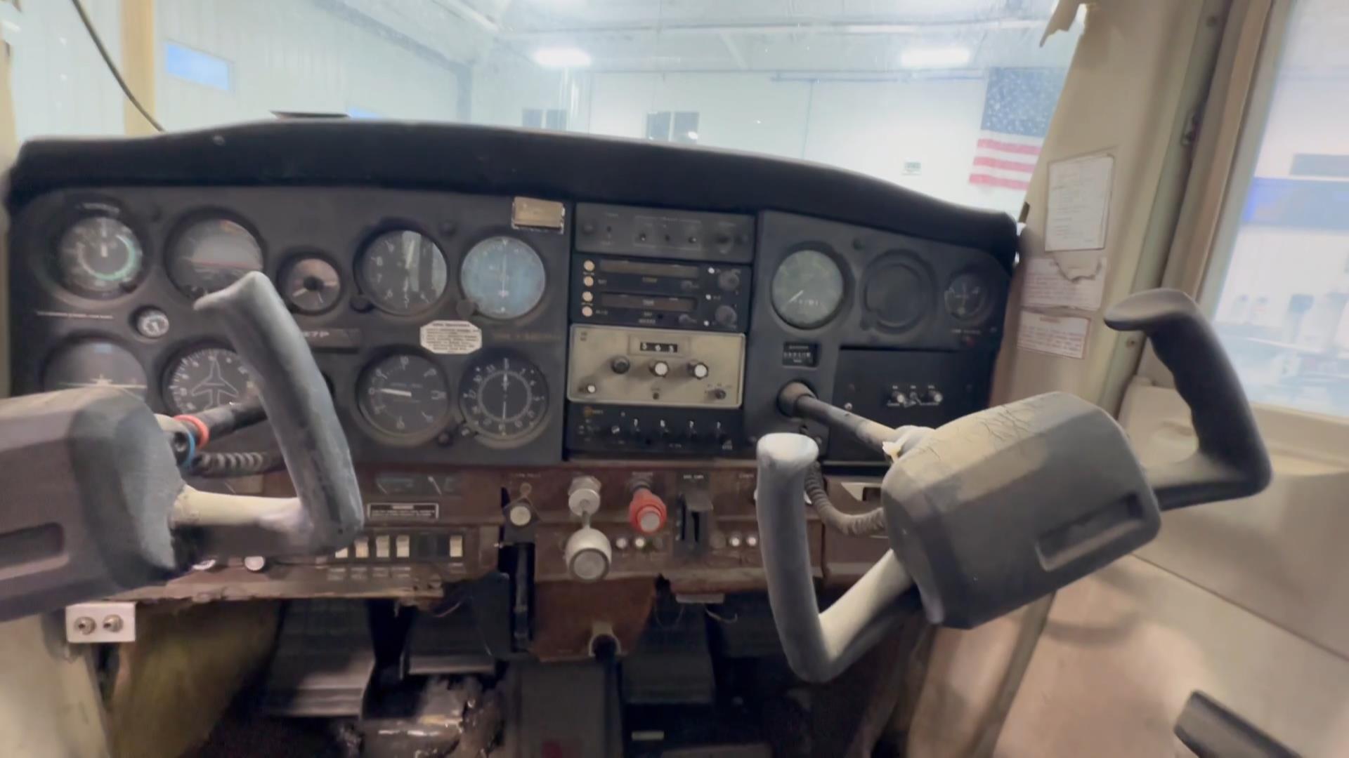 Cessna 152 controls and instrument panel