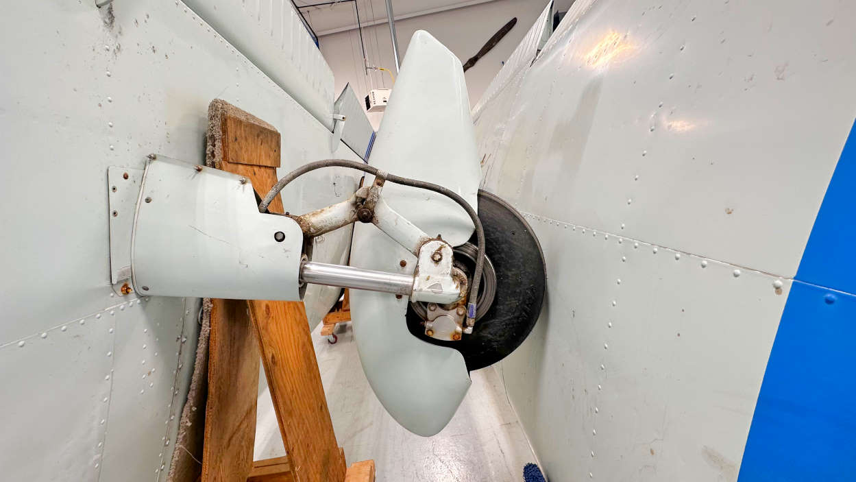1963 Piper PA28-180 Cherokee fixed landing gear mounted to the wing | BAS Part Sales